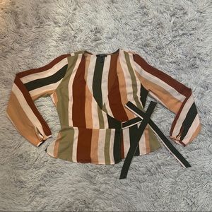 🚨SALE🚨 Forever 21 long sleeve top